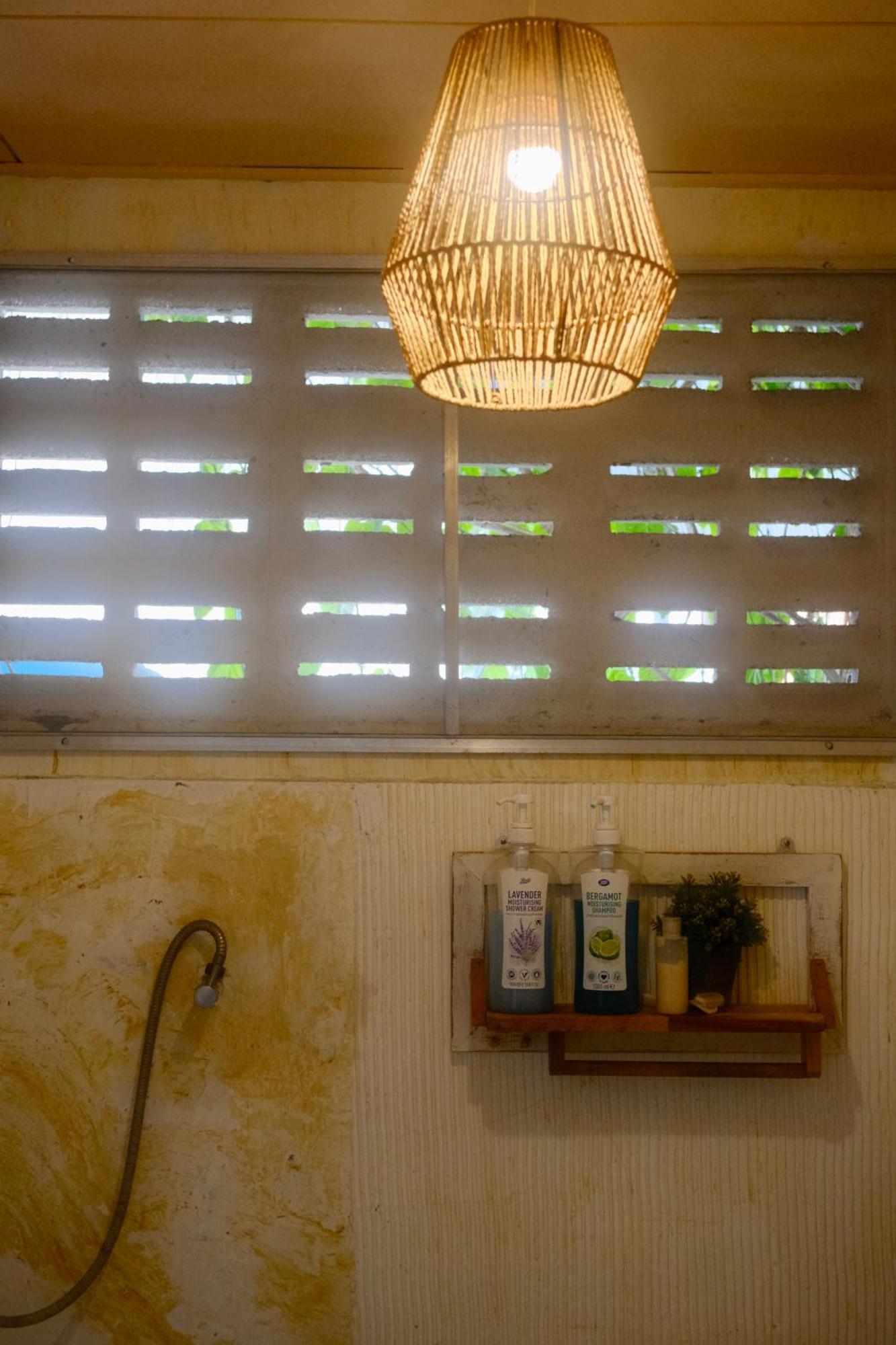Bed and Breakfast Paapu House Чиангмай Экстерьер фото